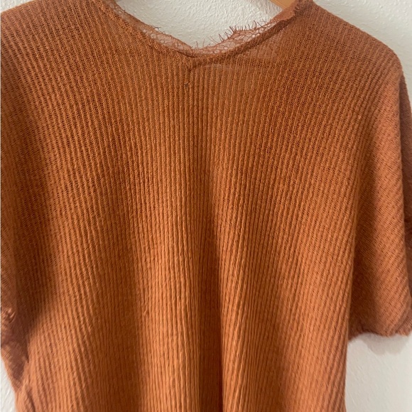 Blu Pepper Oversized Terracotta Knit Top - Picture 11 of 12